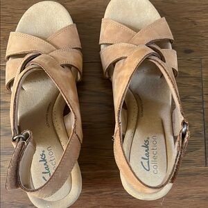 Clarks Women's Tan Leather Sandals